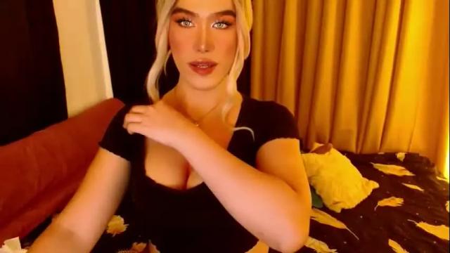 Image 12 of lilymonstercock Stream on Chaturbate on 11 days ago