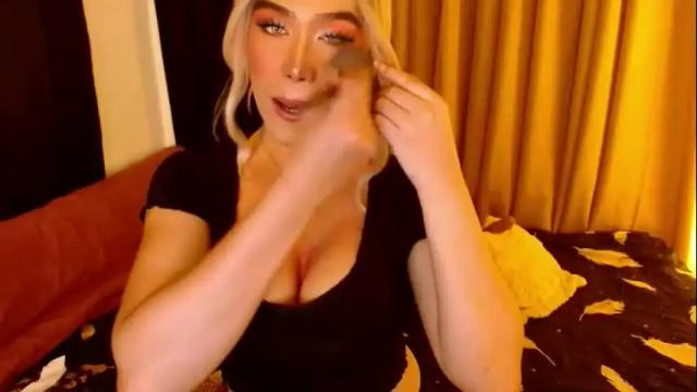 Image 3 of lilymonstercock Stream on Chaturbate on 11 days ago