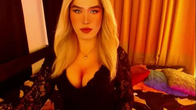 Image 3 of lilymonstercock Stream on Chaturbate on 6 days ago