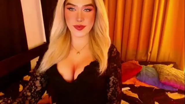 Image 6 of lilymonstercock Stream on Chaturbate on 6 days ago