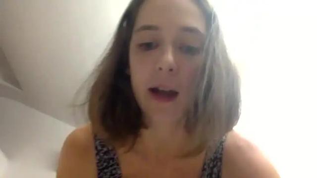 Image 6 of lilyofthevalleyyyy Stream on Chaturbate on 19 months ago