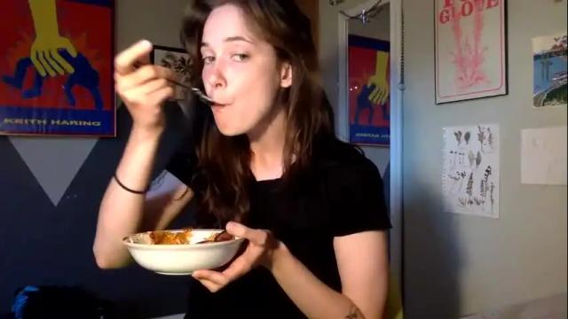 Image 2 of lilyofthevalleyyyy Stream on Chaturbate on 6 months ago