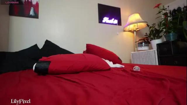 Image 7 of lilypixel Stream on Chaturbate on 6 months ago