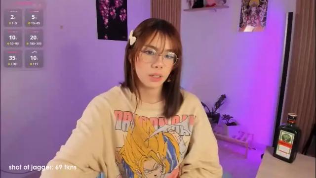 Image 11 of lilyrouse_ Stream on Chaturbate on 2 months ago