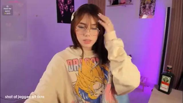 Image 3 of lilyrouse_ Stream on Chaturbate on 2 months ago