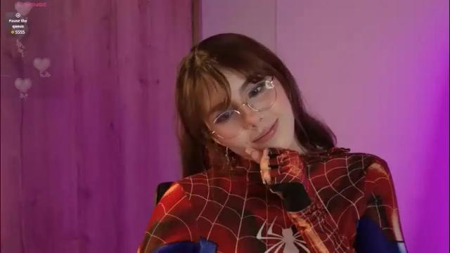 Image 3 of lilyrouse_ Stream on Chaturbate on 1 month ago