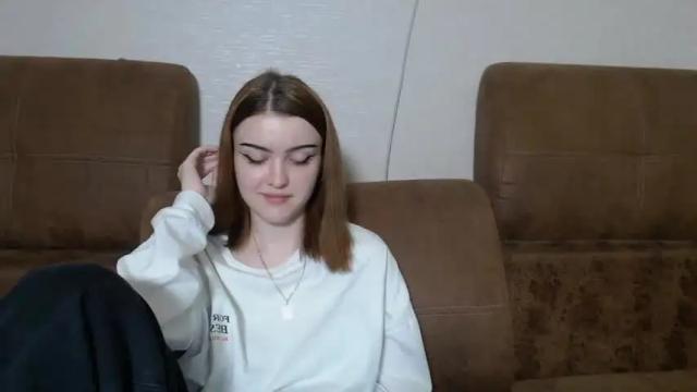 Image 3 of lilyssweett Stream on Chaturbate on 20 months ago