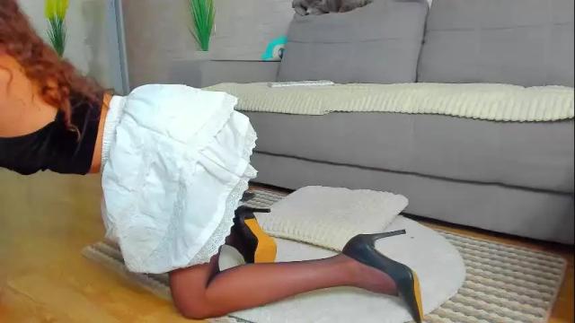 Image 4 of lilyt_007 Stream on Chaturbate on 6 months ago