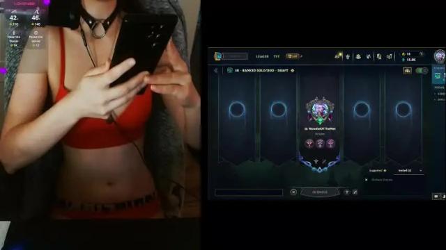 Image 12 of lilythrone Stream on Chaturbate on 1 month ago