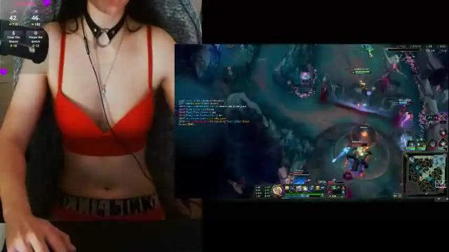 Image 2 of lilythrone Stream on Chaturbate on 1 month ago