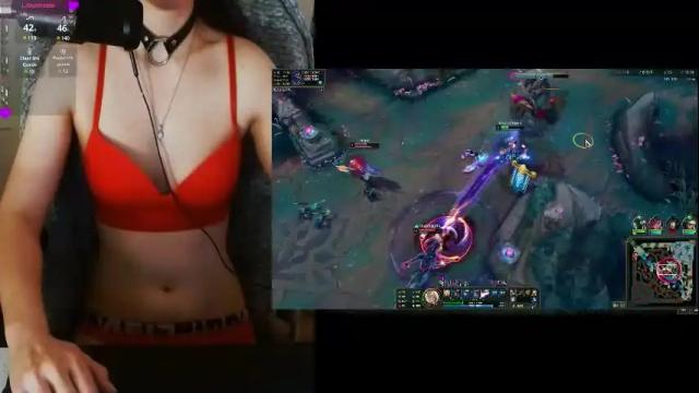 Image 8 of lilythrone Stream on Chaturbate on 1 month ago