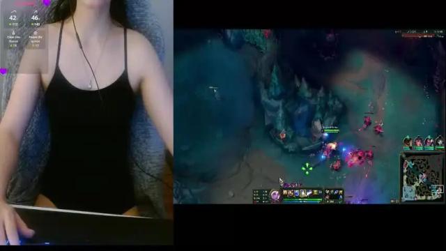 Image 6 of lilythrone Stream on Chaturbate on 1 month ago