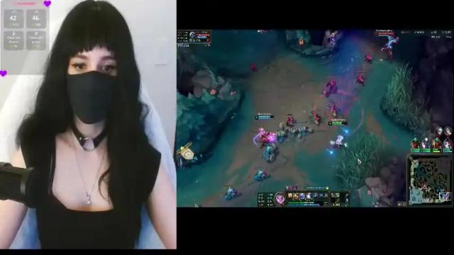 Image 7 of lilythrone Stream on Chaturbate on 1 month ago