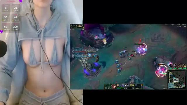Image 11 of lilythrone Stream on Chaturbate on 13 days ago