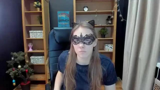 Image 12 of lim_liana Stream on Chaturbate on 16 months ago
