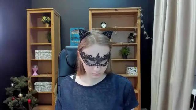 Image 4 of lim_liana Stream on Chaturbate on 16 months ago