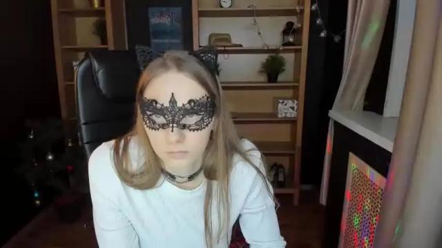 Image 11 of lim_liana Stream on Chaturbate on 16 months ago