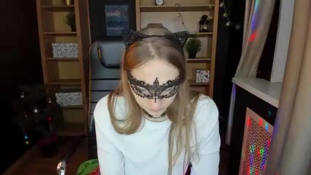 Image 12 of lim_liana Stream on Chaturbate on 16 months ago