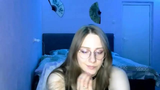 Image 12 of lim_liana Stream on Chaturbate on 14 months ago