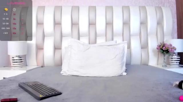 Thumbnail 2, lim_sweet10's Stream at Chaturbate, 21 months ago