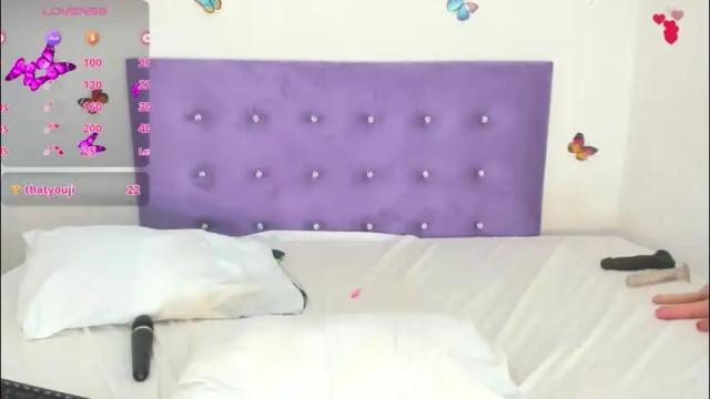 Image 11 of lin_jayani Stream on Chaturbate on 2 months ago