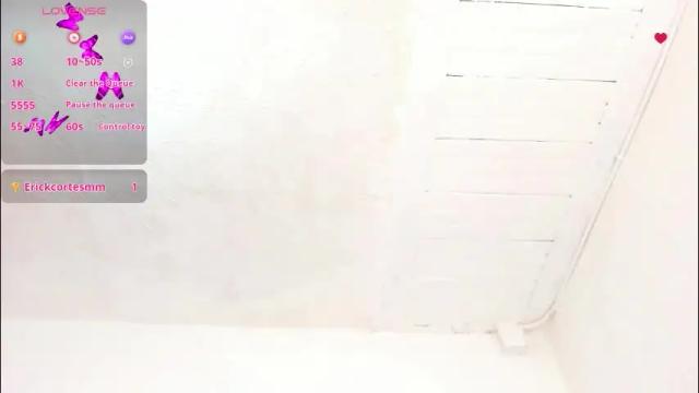 Image 11 of lin_jayani Stream on Chaturbate on 2 months ago