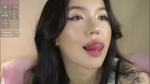 Image 4 of lin_kun Stream on Chaturbate on 2 months ago