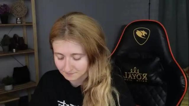 Image 2 of lin_rosex Stream on Chaturbate on 7 days ago