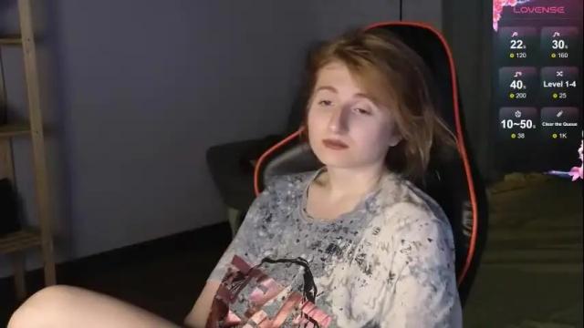 Image 2 of lin_rosex Stream on Chaturbate on 3 days ago
