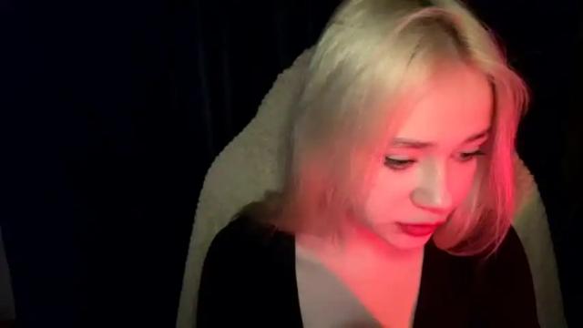 Image 4 of lina_and_lion Stream on Chaturbate on 14 months ago