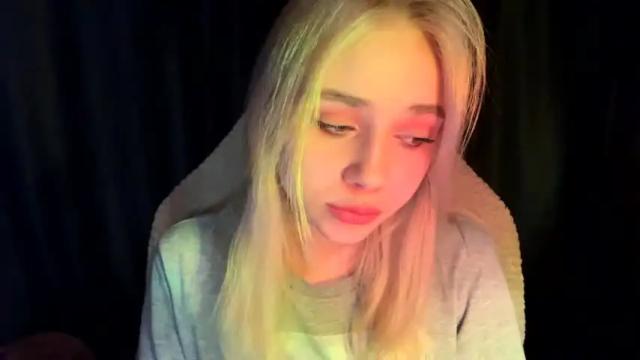 Image 2 of lina_and_lion Stream on Chaturbate on 13 months ago