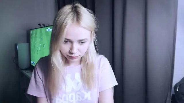 Image 2 of lina_and_lion Stream on Chaturbate on 13 months ago