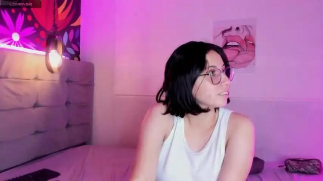Image 12 of lina_and_samu1 Stream on Chaturbate on 16 months ago
