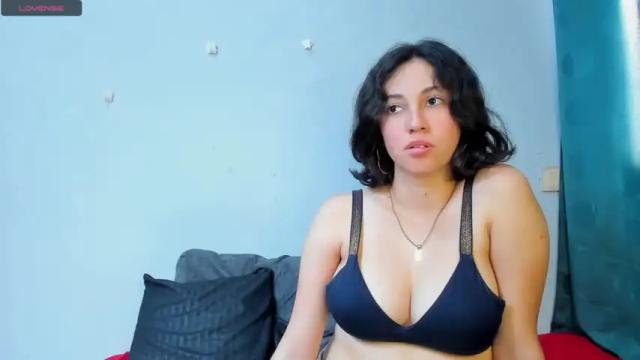 Image 11 of lina_and_samu1 Stream on Chaturbate on 18 months ago