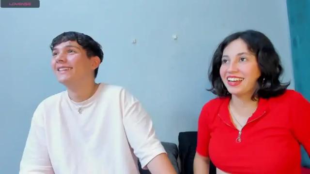Image 2 of lina_and_samu1 Stream on Chaturbate on 18 months ago