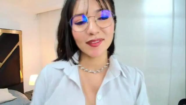Image 7 of lina_bedoya Stream on Chaturbate on 1 month ago