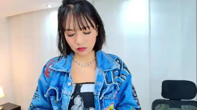 Image 4 of lina_bedoya Stream on Chaturbate on 1 month ago