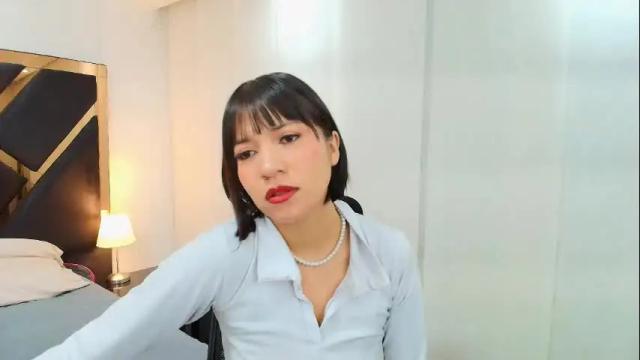 Image 2 of lina_bedoya Stream on Chaturbate on 16 days ago
