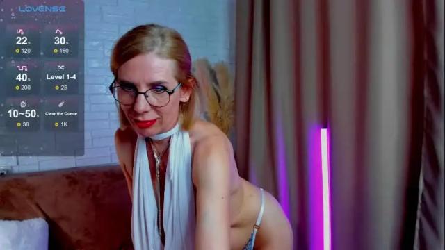 Thumbnail 3, lina_bennet's Stream at Chaturbate, 2 days ago
