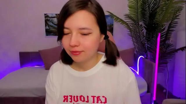 Image 3 of lina_brownie Stream on Chaturbate on 1 month ago