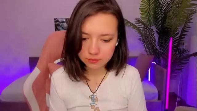 Image 4 of lina_brownie Stream on Chaturbate on 1 month ago