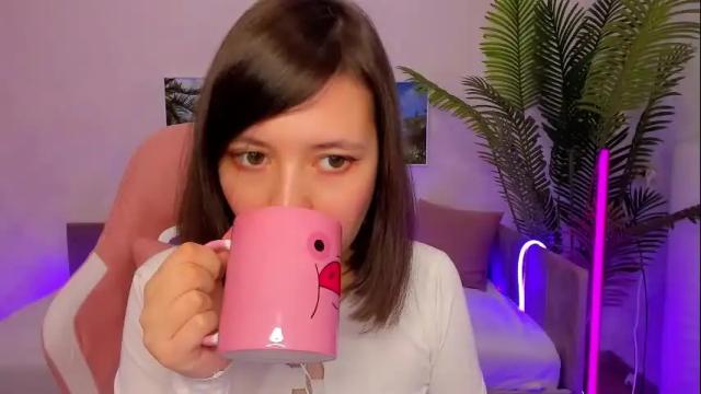 Image 3 of lina_brownie Stream on Chaturbate on 1 month ago