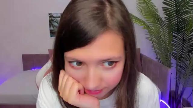 Image 3 of lina_brownie Stream on Chaturbate on 9 days ago
