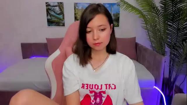 Image 4 of lina_brownie Stream on Chaturbate on 9 days ago