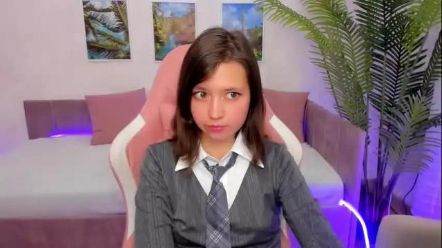Image 2 of lina_brownie Stream on Chaturbate on 7 days ago