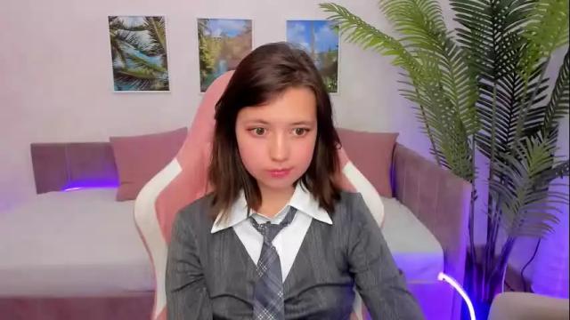 Image 3 of lina_brownie Stream on Chaturbate on 7 days ago