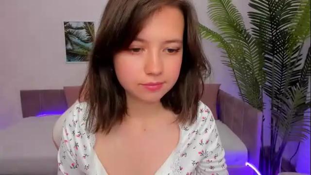 Image 8 of lina_brownie Stream on Chaturbate on 7 days ago