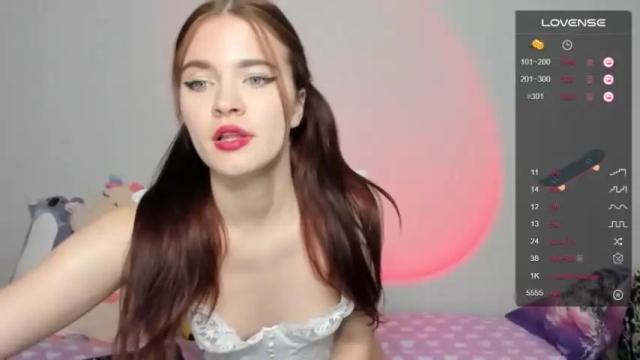 Image 3 of lina_hall Stream on Chaturbate on 16 months ago