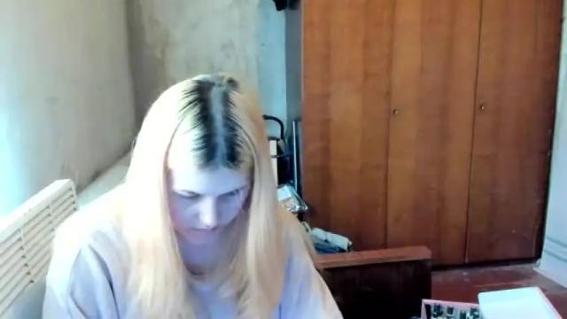 Image 4 of lina_kisss Stream on Chaturbate on 13 months ago