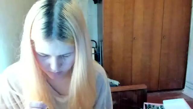 Image 8 of lina_kisss Stream on Chaturbate on 13 months ago